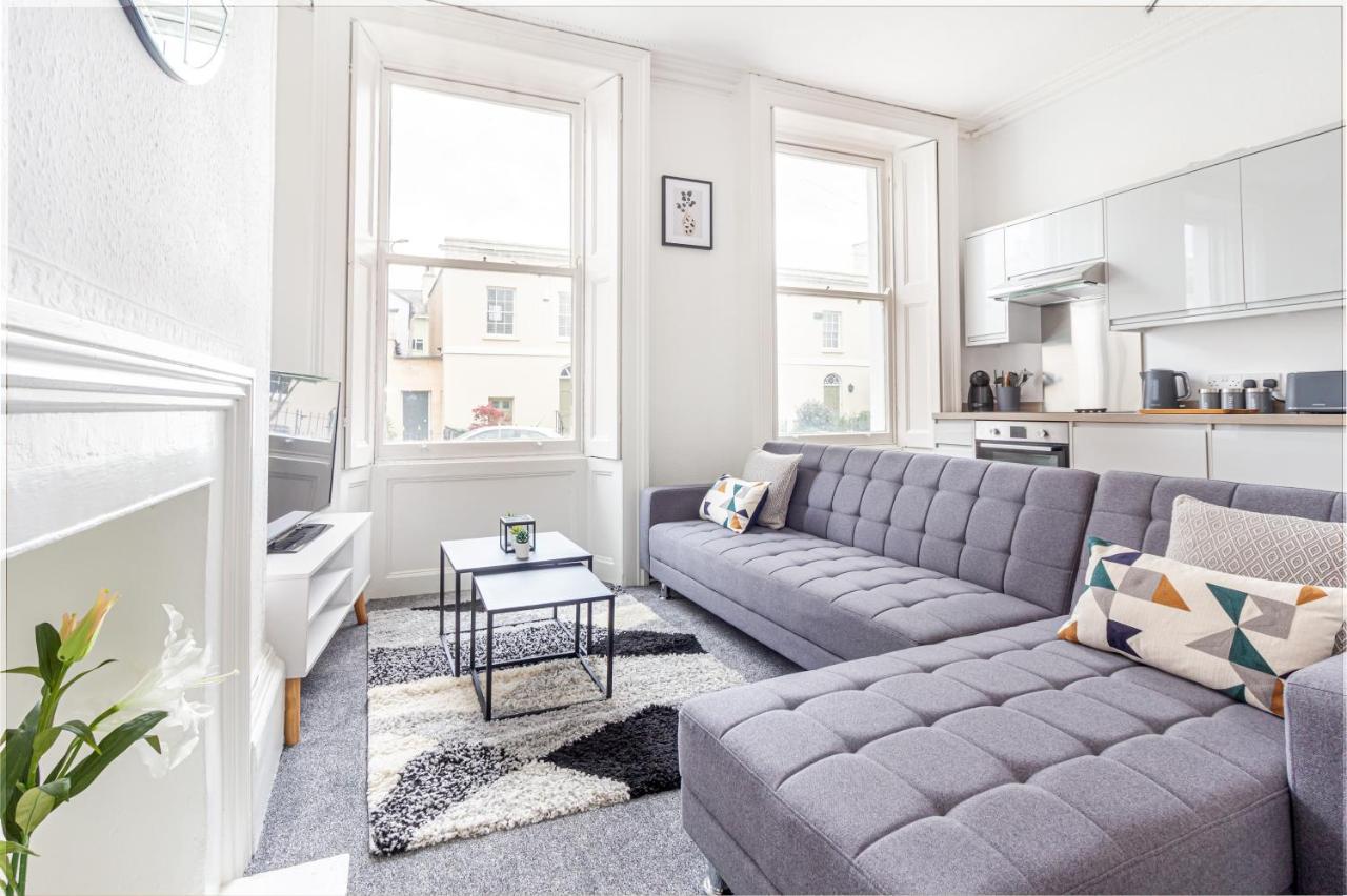 Host & Stay - Montpellier Villa Apartment チェルトナム エクステリア 写真