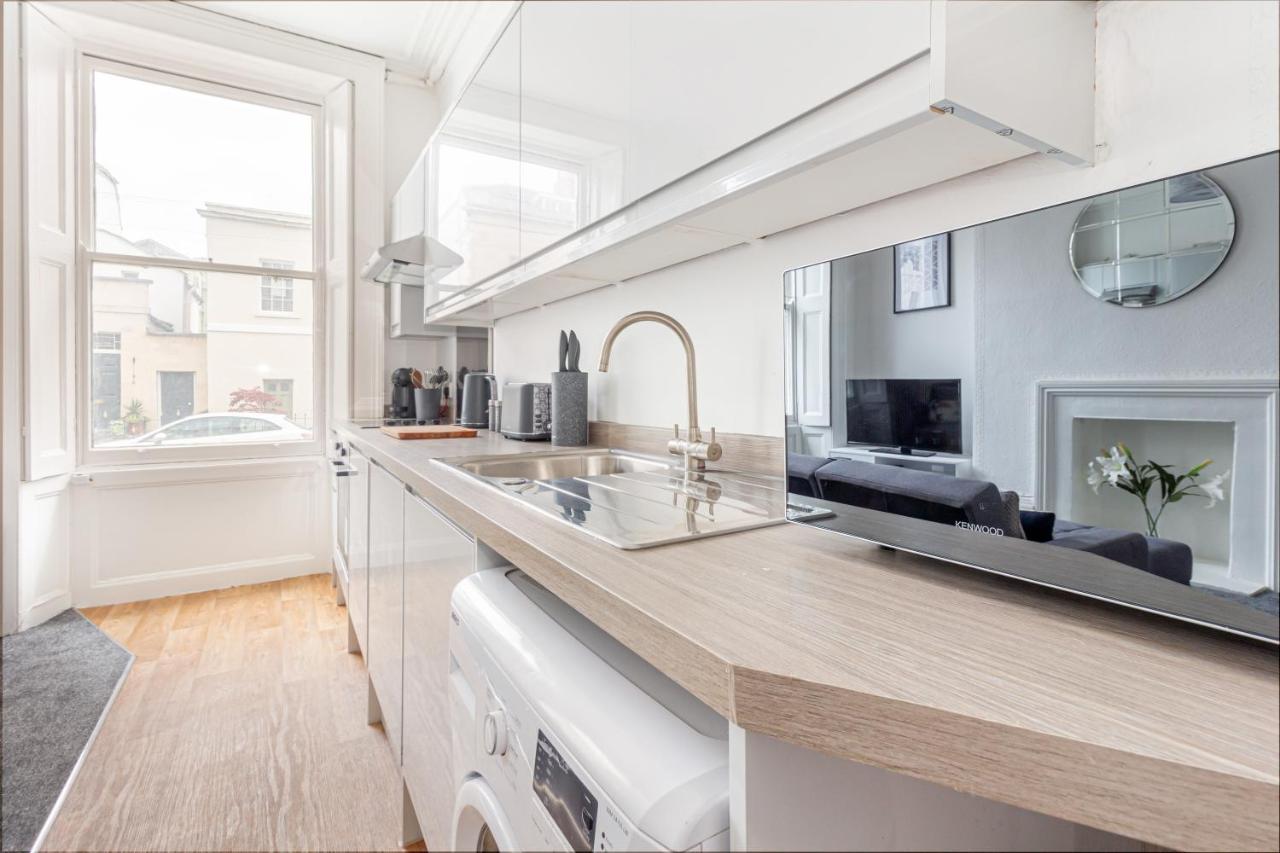 Host & Stay - Montpellier Villa Apartment チェルトナム エクステリア 写真